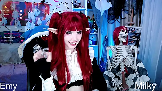 Snapshot of _Sparkland_ chatting on 10.27.25 Sparkland online show from 10.27.25