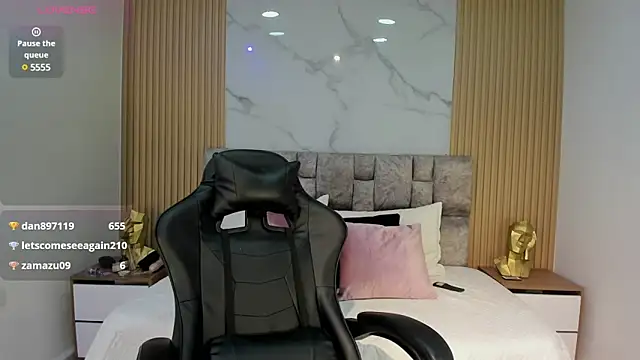 Snapshot of Khalifa_fletcher chatting on 01.14.25 Khalifa fletcher online show from 01.14.25