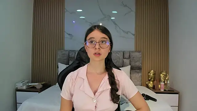 Snapshot of Khalifa_fletcher chatting on 02.08.25 Khalifa fletcher online show from 02.08.25