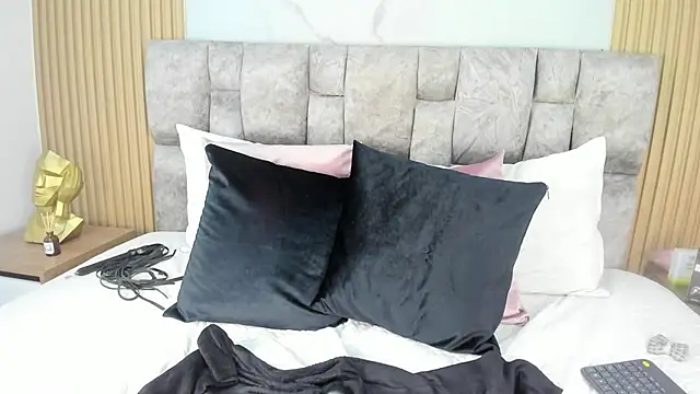 Snapshot of Khalifa_fletcher chatting on 02.12.25 Khalifa fletcher online show from 02.12.25