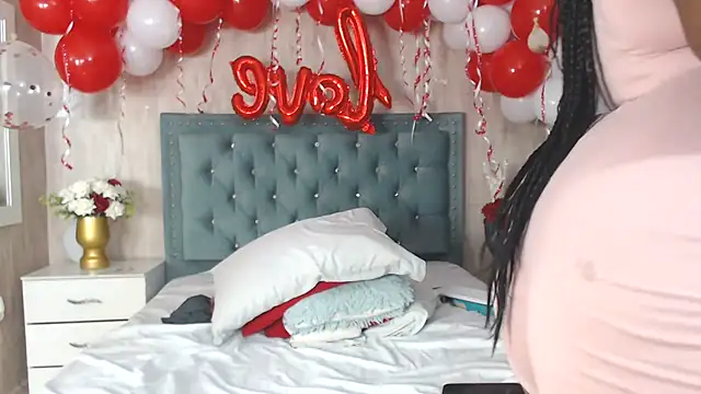 Alexa roussee online show from 02.14.25