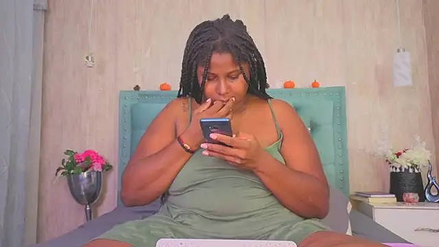 Alexa roussee online show from 10.19.25