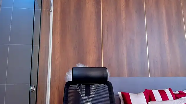 AishaPeyton online show from 12.27.24