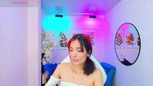 Dafne huges online show from 11.03.25