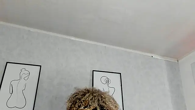 Snapshot of Katti_Barrera chatting on 02.26.25 Katti Barrera online show from 02.26.25