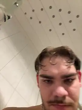 Snapshot of JuNIs_ chatting on 11.09.25 JuNIs online show from 11.09.25