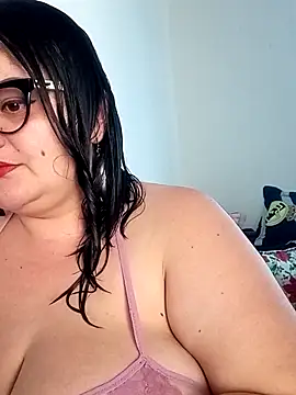 Madisonpalacio online show from 12.15.25