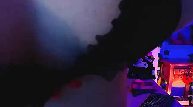 Mapu delyth online show from 02.25.25