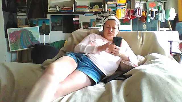 MariaAnaSunshine online show from 11.18.25