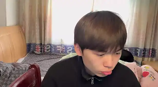 xiaottt1918 online show from 01.07.25