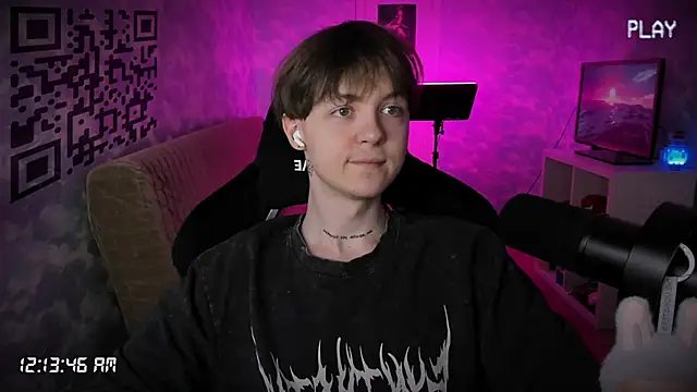 Snapshot of charonbaby1 chatting on 11.04.25 charonbaby1 online show from 11.04.25