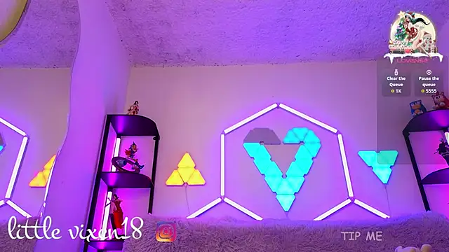 littlevixen18 online show from 01.07.26