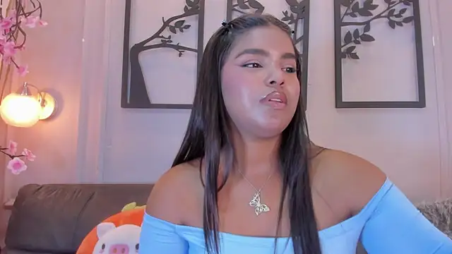 zoe roux21 online show from 10.01.25