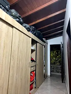 zoe roux21 online show from 10.25.25