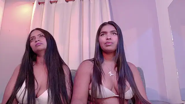 zoe roux21 online show from 02.08.26