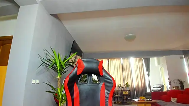 Snapshot of sugar_mayy chatting on 10.09.25 sugar mayy online show from 10.09.25