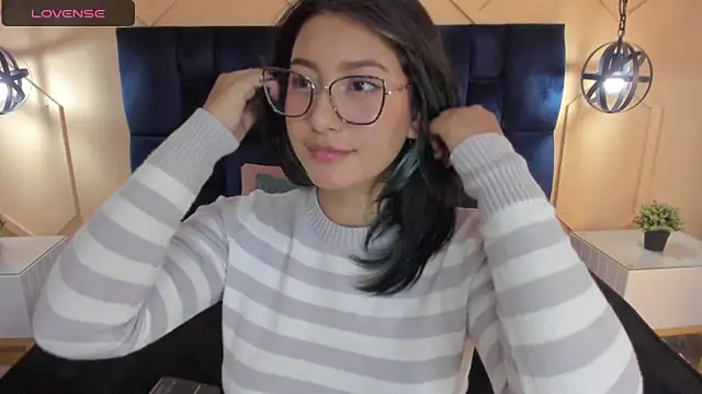 Yazmin rouse online show from 01.17.25