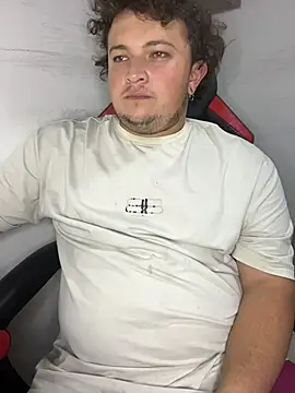 AndresChuboi online show from 12.04.25