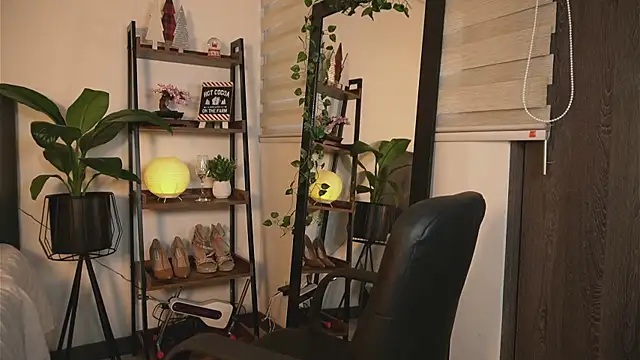 alexajhonsonsof online show from 12.04.24