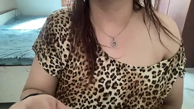 Snapshot of sassypooja chatting on 05.11.26 sassypooja online show from 05.11.26