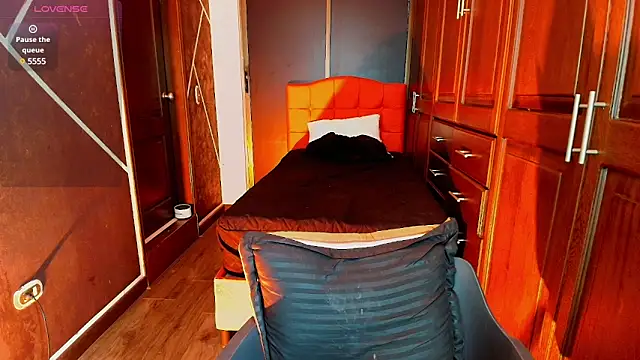 SexyNaf online show from 03.11.25