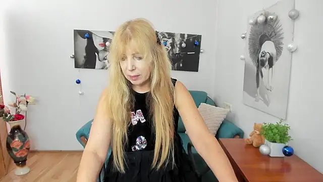 Snapshot of Anna_Diax chatting on 02.01.26 Anna Diax online show from 02.01.26