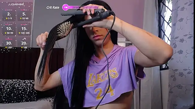Snapshot of LiahGrey7 chatting on 12.26.24 LiahGrey7 online show from 12.26.24