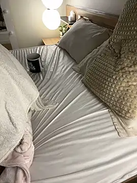 AshleyDouglas online show from 03.08.25