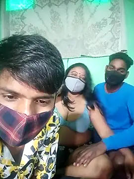 Snapshot of Group_Of_Lust chatting on 11.25.25 Group Of Lust online show from 11.25.25