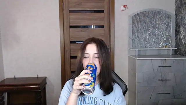 Kristy-Max online show from 10.18.25