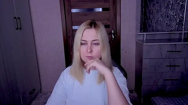 Kristy-Max online show from 04.09.26