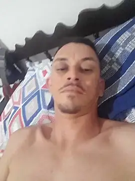 Snapshot of Diegocasadoo chatting on 10.21.25 Diegocasadoo online show from 10.21.25