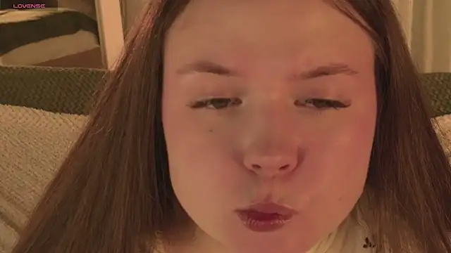 SunnyRisha online show from 12.15.25