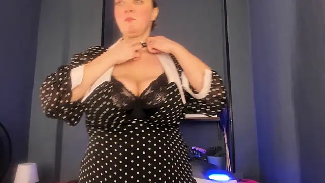 JesiaFoxi online show from 02.22.25