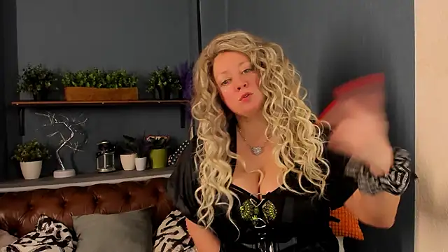 JesiaFoxi online show from 02.19.26