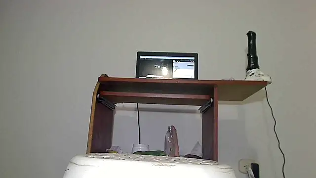 Snapshot of SensualGata13 chatting on 11.08.25 SensualGata13 online show from 11.08.25