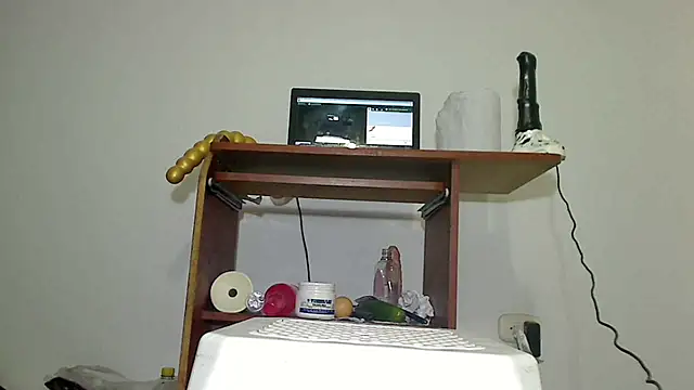 Snapshot of SensualGata13 chatting on 05.19.26 SensualGata13 online show from 05.19.26
