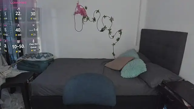 Snapshot of Judychase2 chatting on 10.28.25 Judychase2 online show from 10.28.25