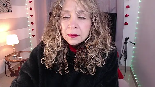 Snapshot of Afrodita_sg chatting on 02.25.26 Afrodita sg online show from 02.25.26