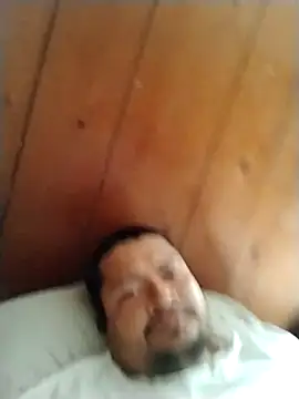 Snapshot of rober245 chatting on 10.18.25 rober245 online show from 10.18.25