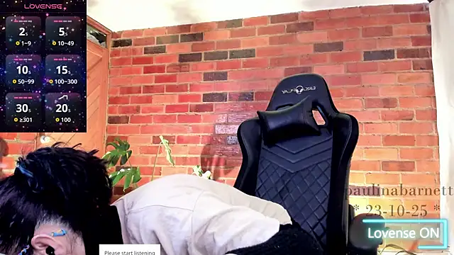 Snapshot of paulinabarnett- chatting on 10.23.25 paulinabarnett- online show from 10.23.25