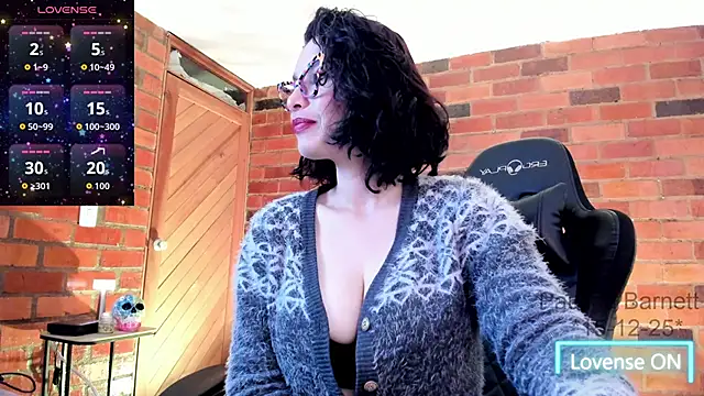 paulinabarnett- online show from 12.15.25