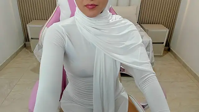 Hanaa latif online show from 02.03.25