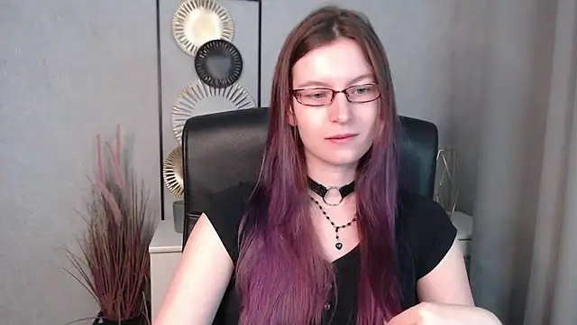 emmaxDelight online show from 12.09.24