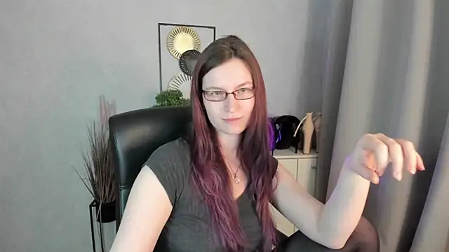 emmaxDelight online show from 03.30.26