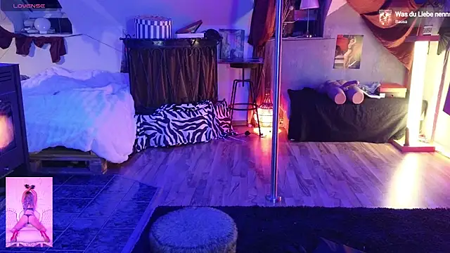 Snapshot of JoleneFuego chatting on 01.12.25 JoleneFuego online show from 01.12.25