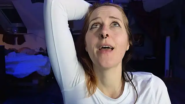 Snapshot of JoleneFuego chatting on 02.10.25 JoleneFuego online show from 02.10.25