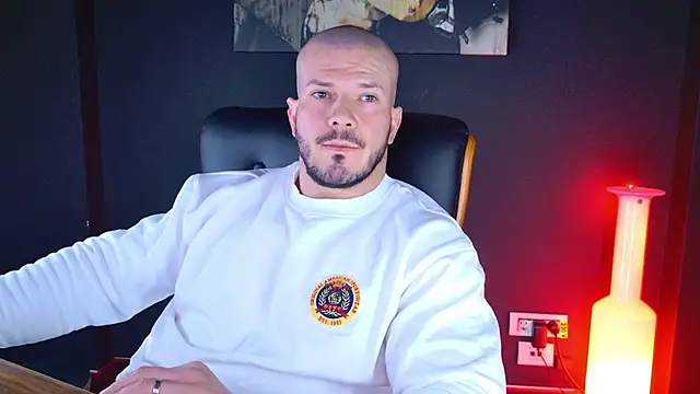 AngeloEric online show from 12.04.24