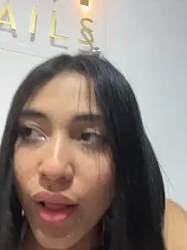 Snapshot of lilithTeen1_ chatting on 09.30.25 lilithTeen1 online show from 09.30.25