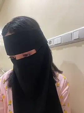 jijijoudia online show from 10.17.25